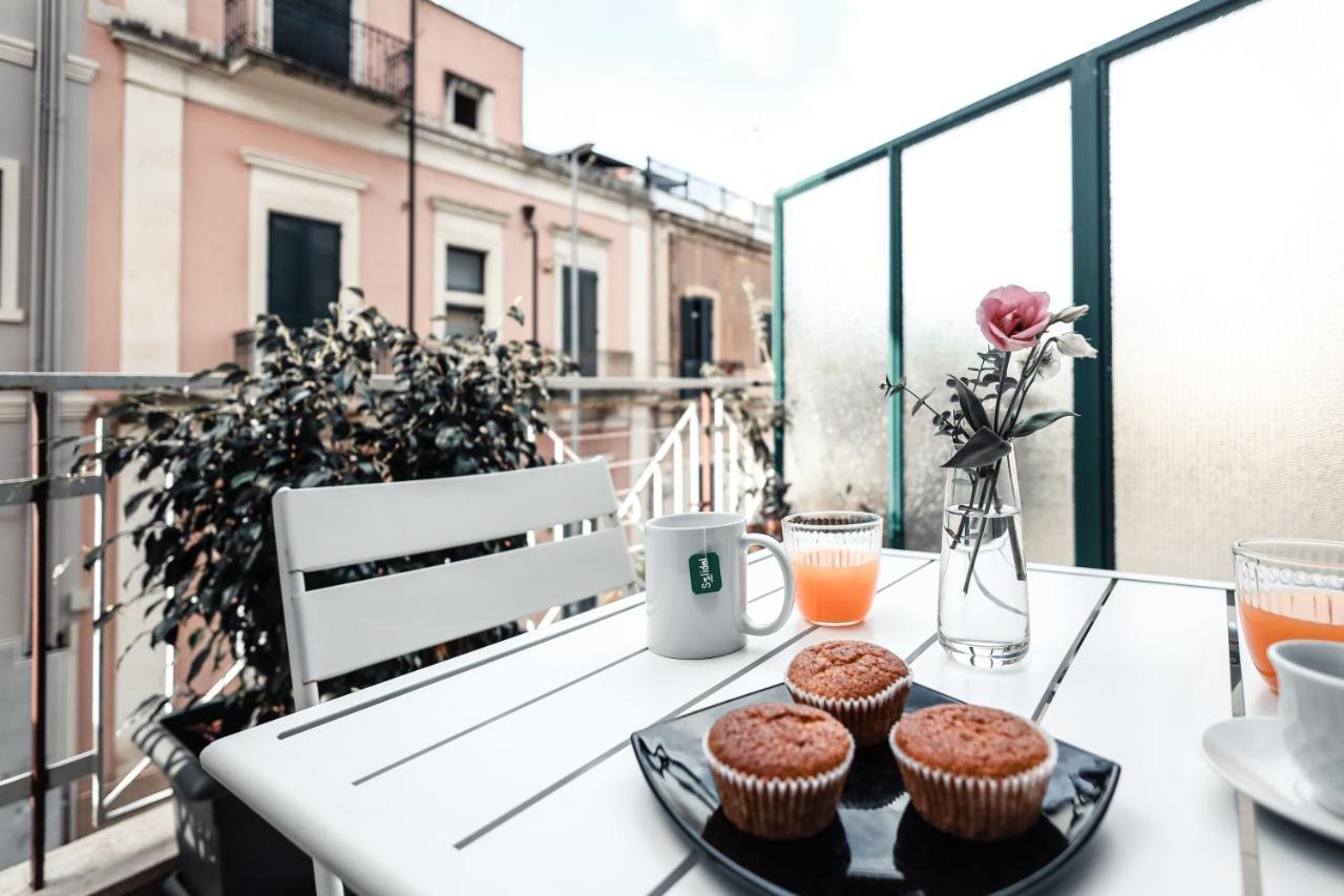 2 Santi - Suite And Rooms Lecce Exterior photo