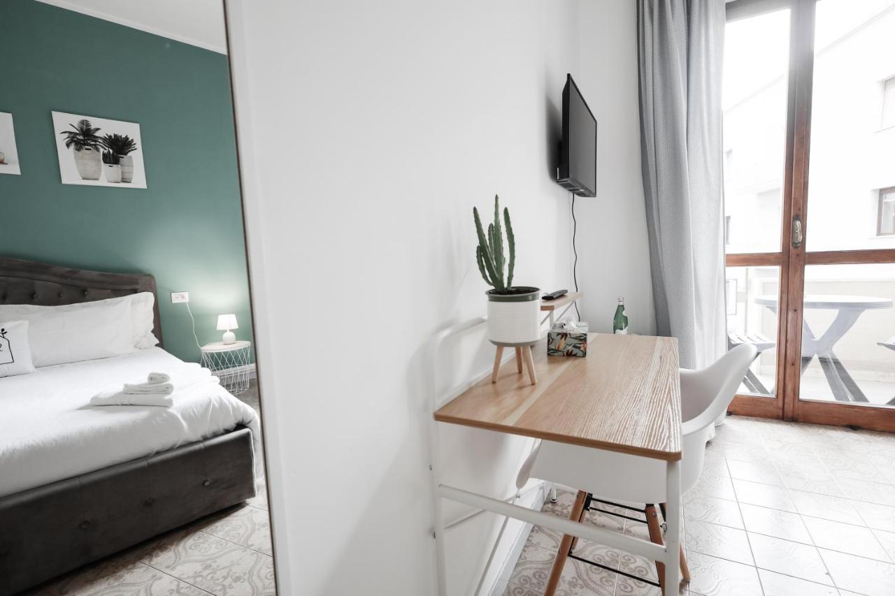 2 Santi - Suite And Rooms Lecce Exterior photo