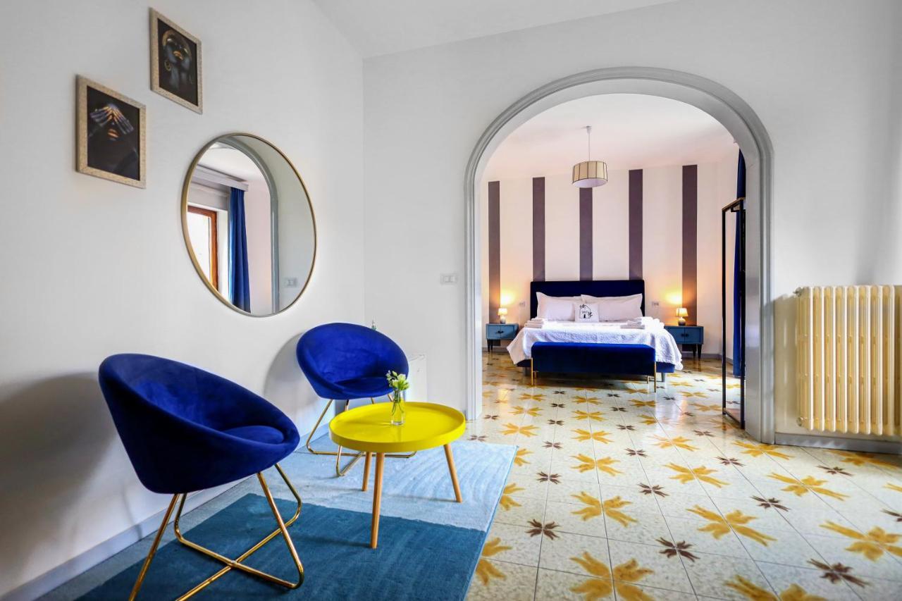 2 Santi - Suite And Rooms Lecce Exterior photo